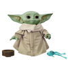 Obrázek z Baby Yoda mluvící plyš 